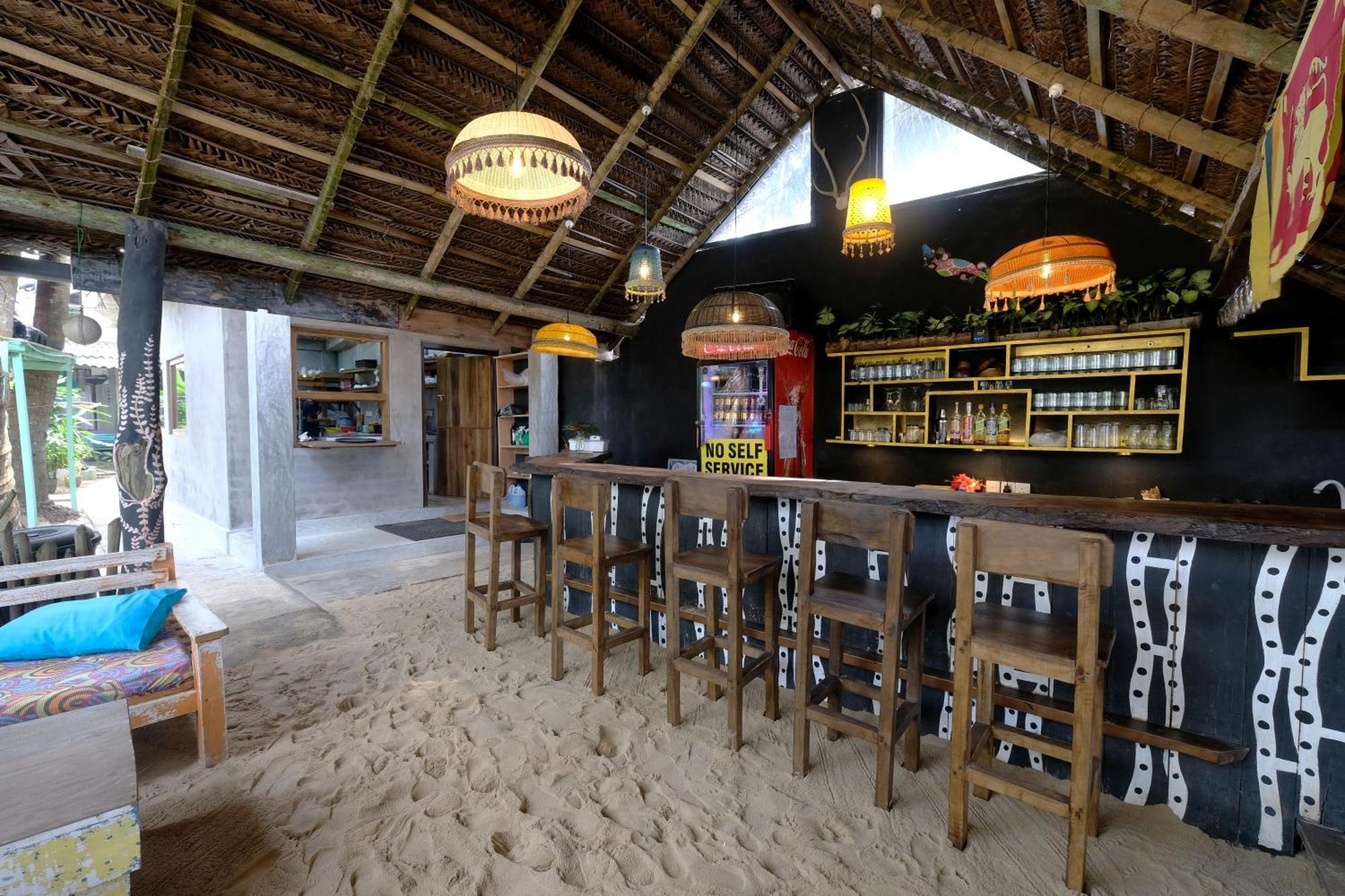 Bara Beach Home Галле Экстерьер фото